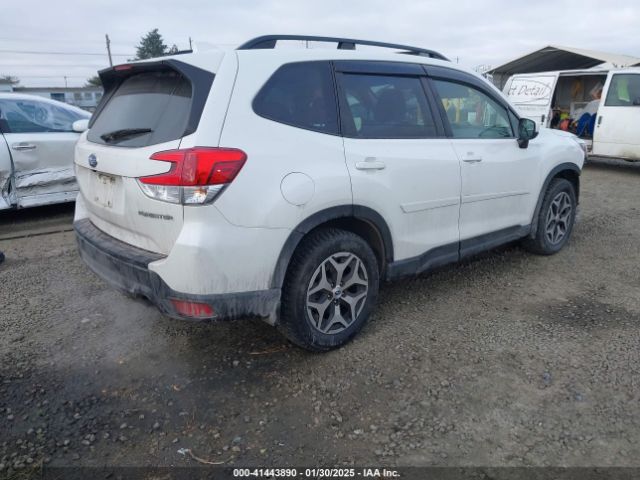 JF2SKAJC4LH469214 Subaru Forester Premium