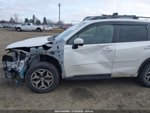 JF2SKAJC4LH469214 Subaru Forester Premium