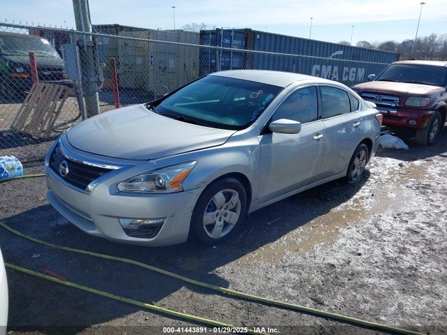 Nissan Altima 2.5 S 2014 1N4AL3AP2EN364767 Image 2