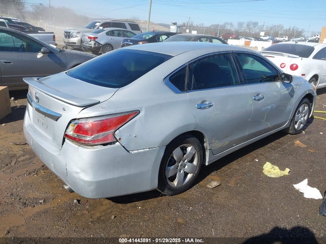 Nissan Altima 2.5 S 2014 1N4AL3AP2EN364767 Image 4
