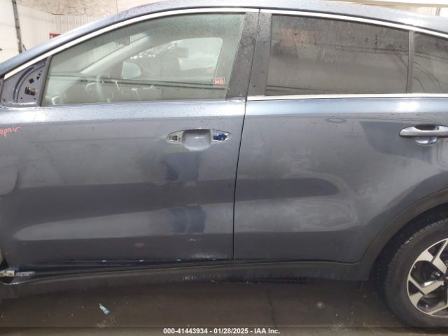 KNDPMCAC2M7877132 KIA Sportage Lx