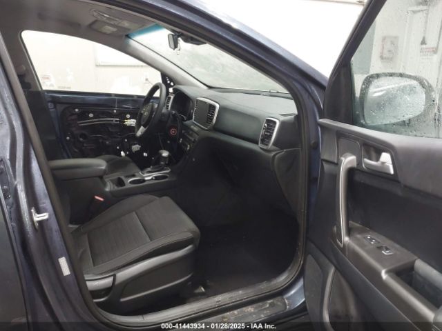 KNDPMCAC2M7877132 KIA Sportage Lx