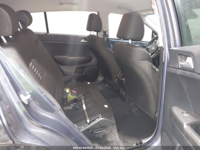KNDPMCAC2M7877132 KIA Sportage Lx