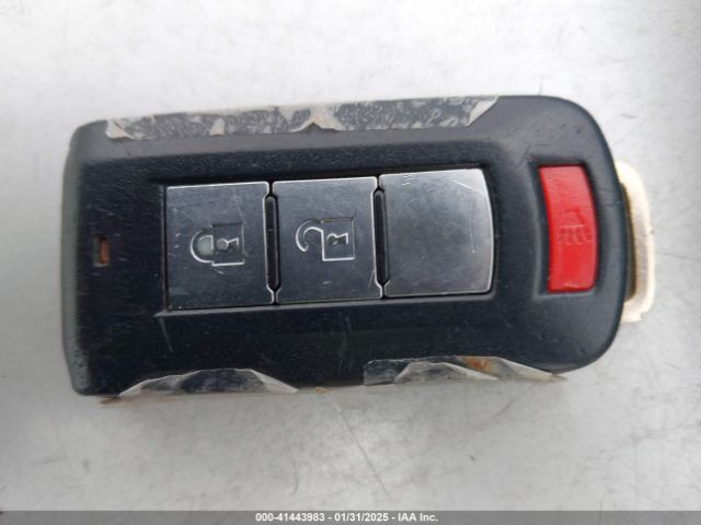 2010 MITSUBISHI OUTLANDER JA4JT4AXXAZ014218 Photo 10