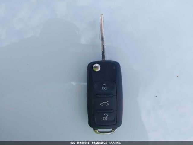 WVGBV7AXXGW580052 Volkswagen TIGUAN SE