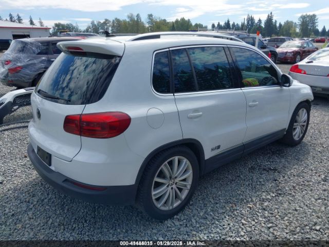 WVGBV7AXXGW580052 Volkswagen TIGUAN SE