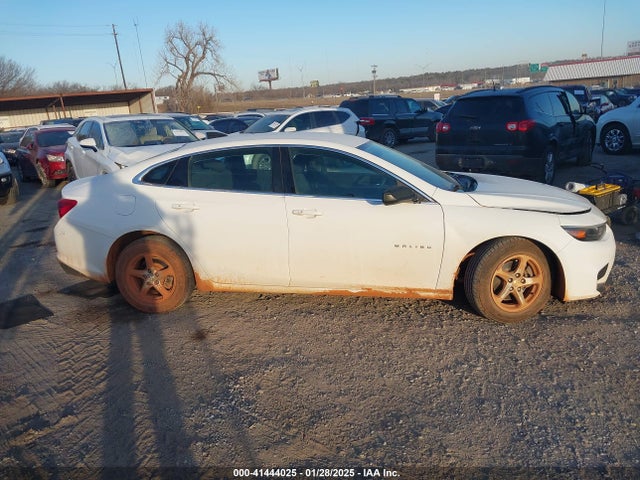 1G1ZB5ST4HF137188 Chevrolet MALIBU LS
