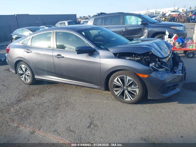 Honda Civic Ex-t 2018 JHMFC1F39JX005990 Image 13