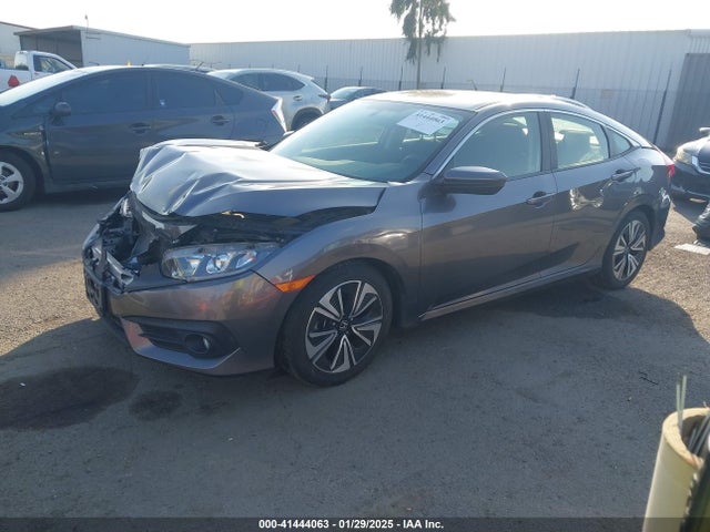 Honda Civic Ex-t 2018 JHMFC1F39JX005990 Image 2
