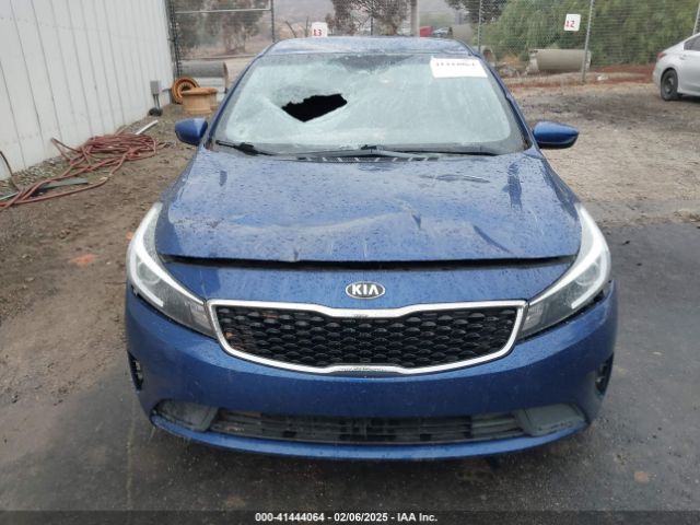 3KPFK4A70JE236633 KIA FORTE LX