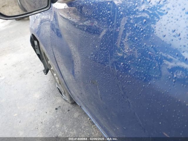 3KPFK4A70JE236633 KIA FORTE LX