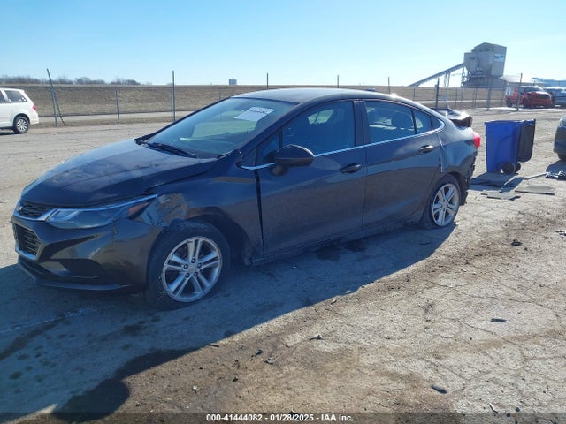 1G1BE5SM6H7195671 Chevrolet Cruze Lt Auto