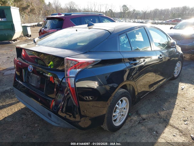 Toyota Prius Two 2018 JTDKBRFU6J3588262 Image 4