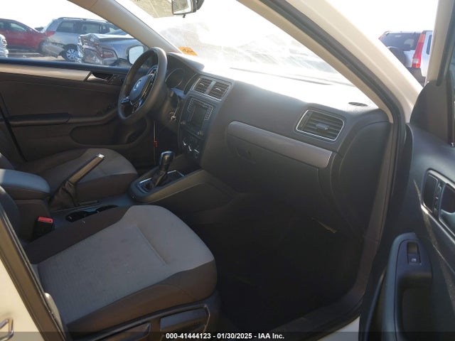 Volkswagen Jetta 1.4t S 2017 3VW2B7AJ1HM218649 Image 5