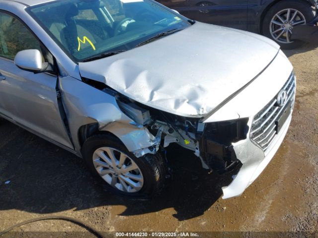 3KPC24A64NE157918 Hyundai Accent Sel