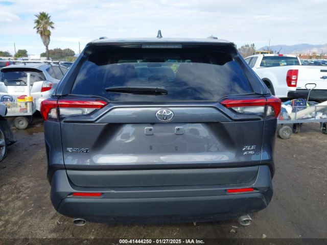 2T3P1RFV8RC467566 Toyota Rav4 Xle/xle Premium