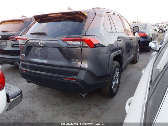 2T3P1RFV8RC467566 Toyota Rav4 Xle/xle Premium