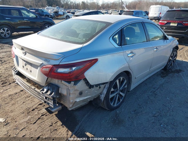 1N4AL3AP9HC124759 Nissan Altima 2.5 Sr