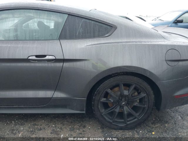 1FA6P8AM3H5296979 Ford Mustang V6