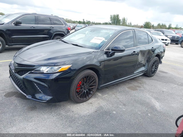 Toyota CAMRY SE 2020 4T1G11AKXLU383617 Image 2