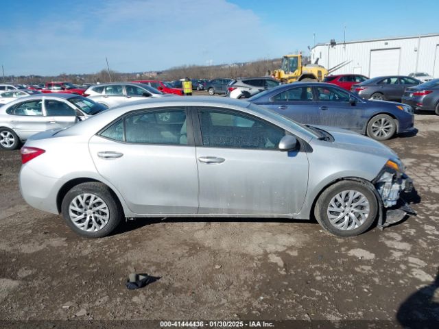 2T1BURHE7JC046630 Toyota COROLLA LE