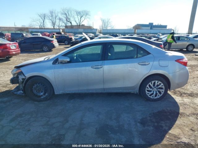 2T1BURHE7JC046630 Toyota COROLLA LE