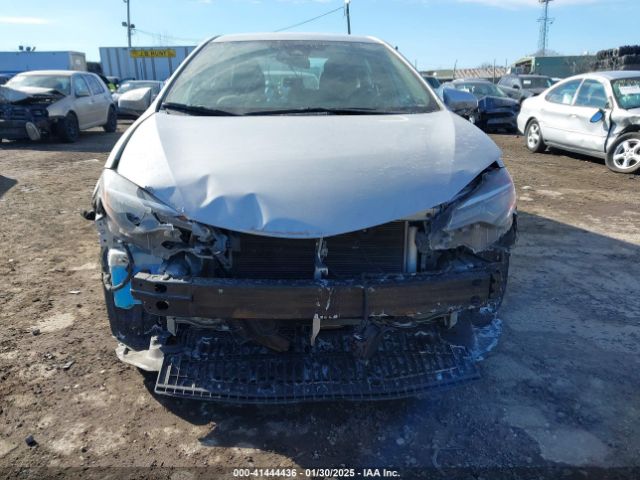 2T1BURHE7JC046630 Toyota COROLLA LE