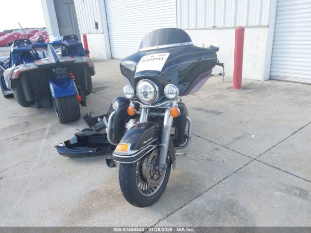 2013 HARLEY-DAVIDSON FLHTCU 1HD1FCM16DB634624 Photo 4