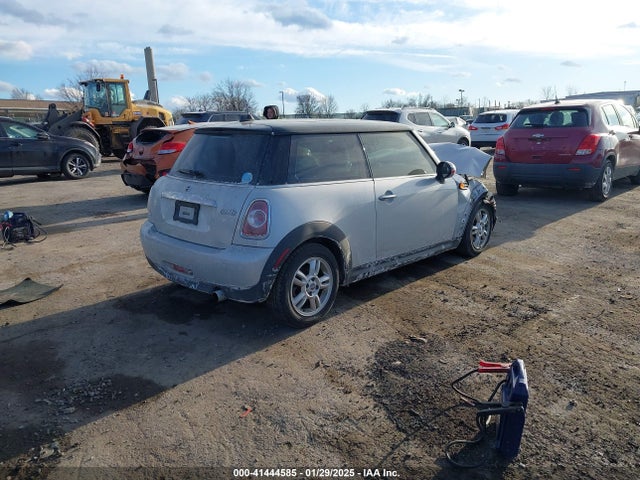 2013 MINI HARDTOP WMWSU3C58DT688479 Photo 3