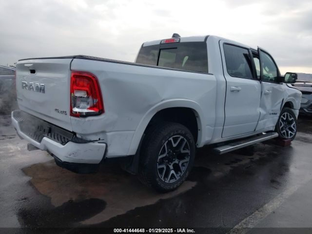 1C6SRFJP3SN513205 RAM 1500 Laramie  4x4 5'7 Box
