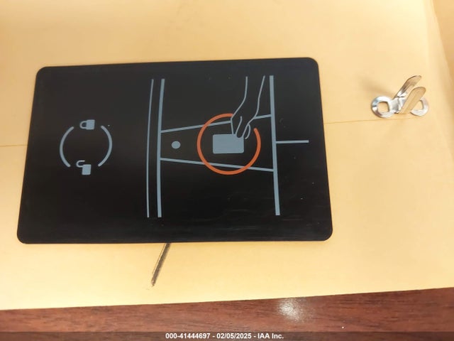 2024 TESLA MODEL Y 7SAYGDEE6RF168687 Photo 10