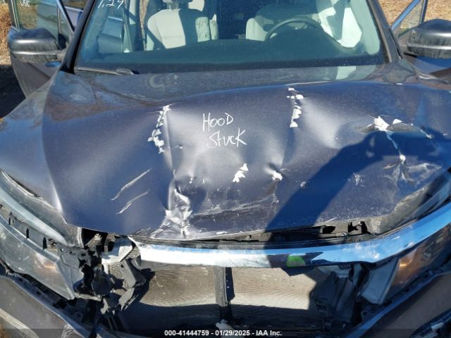 5FNYF6H15JB066001 Honda PILOT LX
