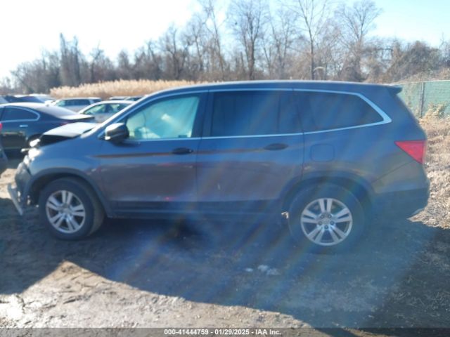 5FNYF6H15JB066001 Honda PILOT LX