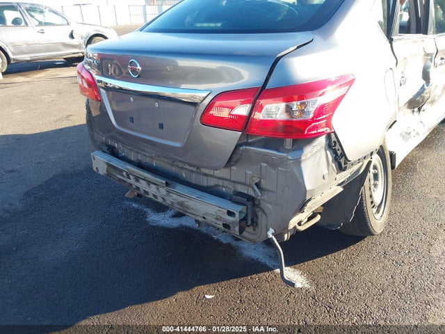 3N1AB7AP4KY218764 Nissan SENTRA S