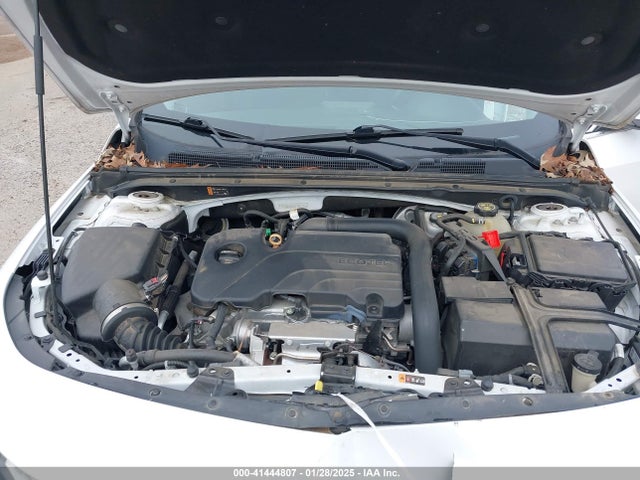 1G1ZD5ST2LF002715 Chevrolet Malibu Fwd Lt