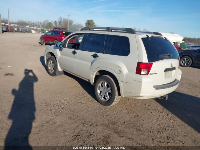 2007 MITSUBISHI ENDEAVOR 4A4MM21S87E034694 Photo 2
