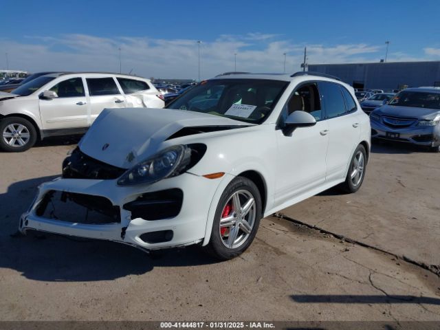 2013 PORSCHE CAYENNE WP1AD2A29DLA79210 Photo 1