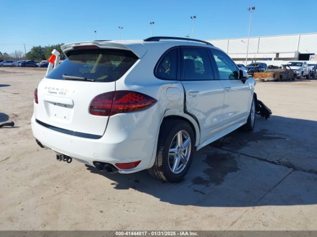 2013 PORSCHE CAYENNE WP1AD2A29DLA79210 Photo 3
