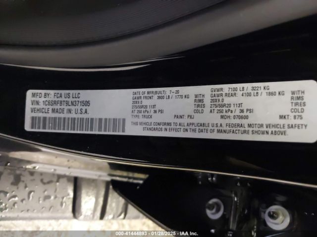 1C6SRFBT9LN371505 RAM 1500 Big Horn  4x4 6'4 Box