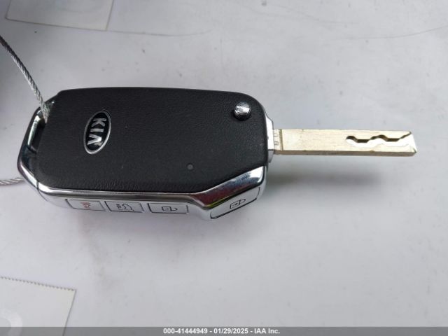 KNDJ23AU6M7794954 KIA SOUL S
