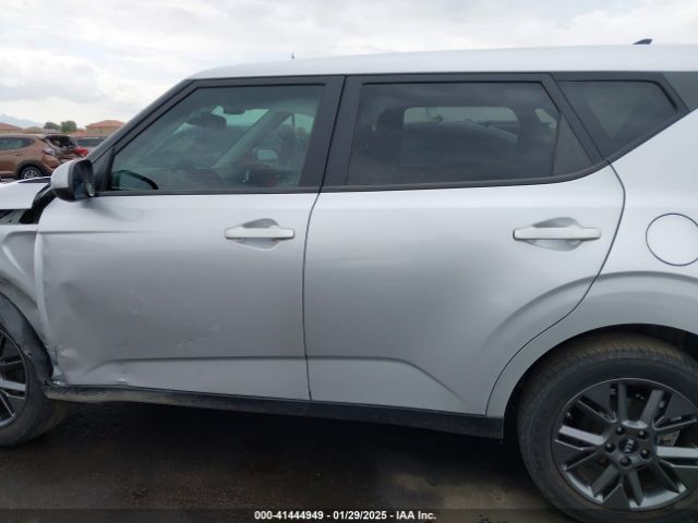 KNDJ23AU6M7794954 KIA SOUL S