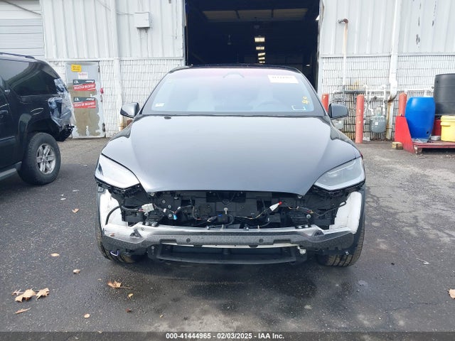 Tesla Model X Long Range 2024 7SAXCAE50RF453410 Image 13