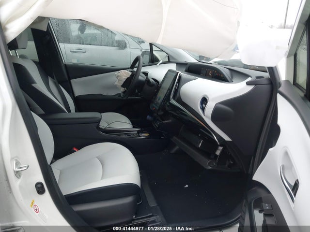 Toyota Prius Limited 2019 JTDKARFUXK3085452 Image 5
