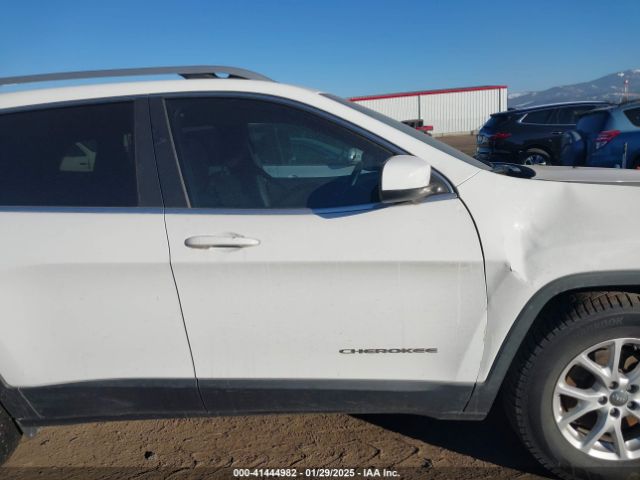 1C4PJMCB3HW513784 Jeep 2017