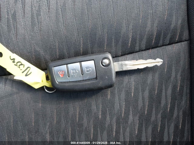 Nissan ROGUE S 2017 KNMAT2MV1HP517355 Image 11