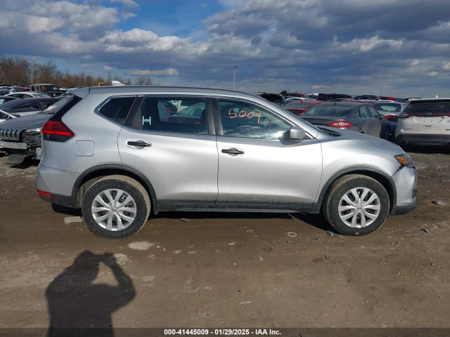 Nissan ROGUE S 2017 KNMAT2MV1HP517355 Image 13