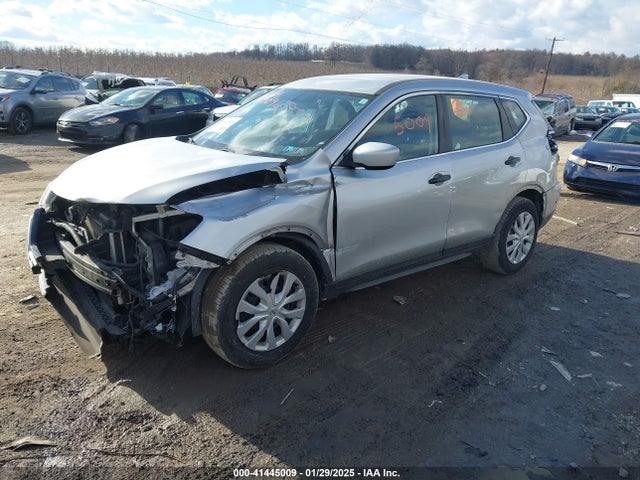 Nissan ROGUE S 2017 KNMAT2MV1HP517355 Image 2