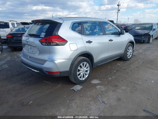 Nissan ROGUE S 2017 KNMAT2MV1HP517355 Image 4
