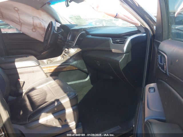 1GNSKBKC1JR165484 Chevrolet Tahoe Lt