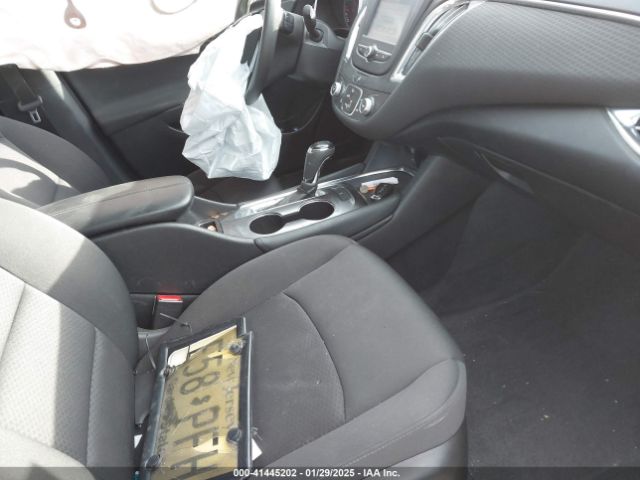 1G1ZD5ST5JF213064 Chevrolet MALIBU LT